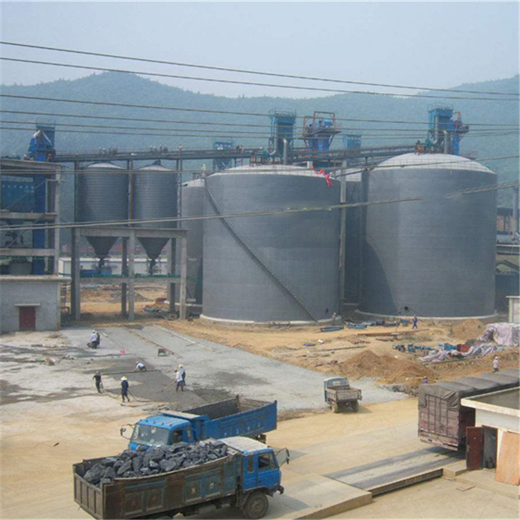 深圳水泥钢板仓2座3000吨青岛项目进入施工
